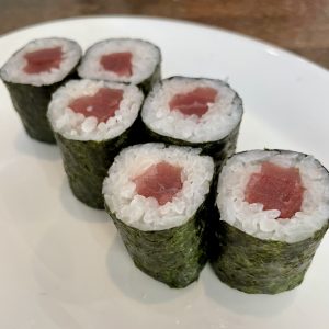 Hosomaki de atún Tekka