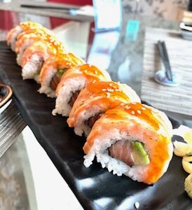 Ura maki Salmon cream